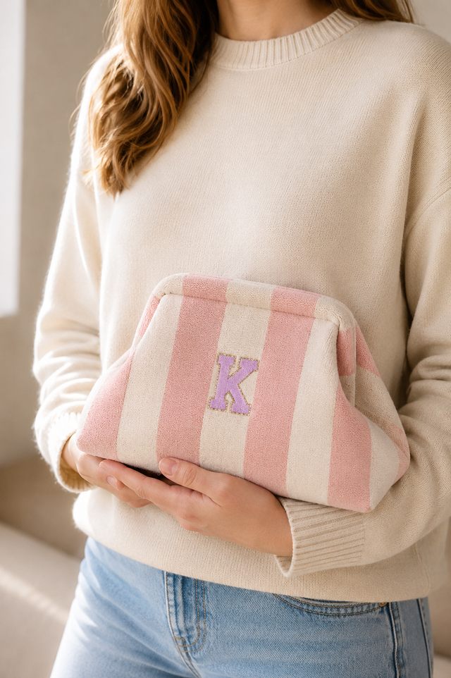 Maxi Pouch Baby Pink- So Aesthetic!