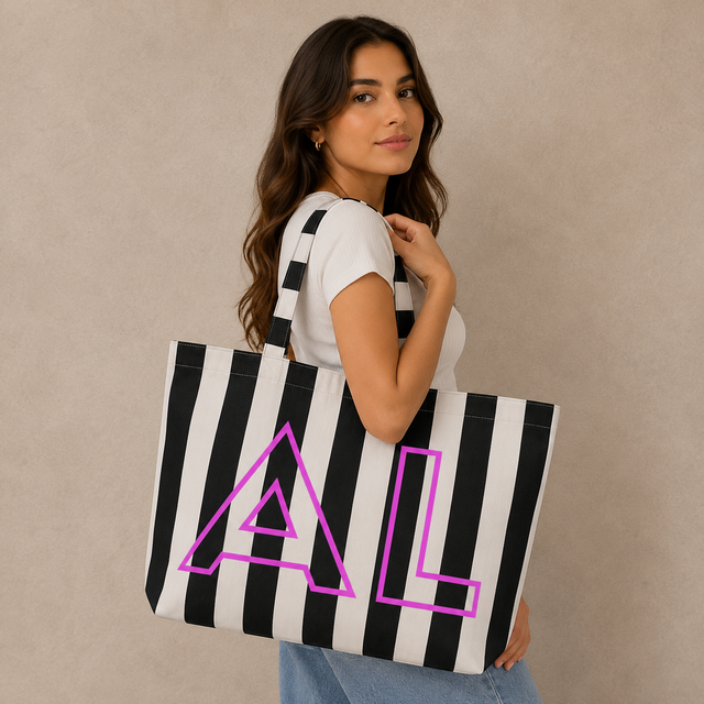 Tote Monogram B&W - So Aesthetic!