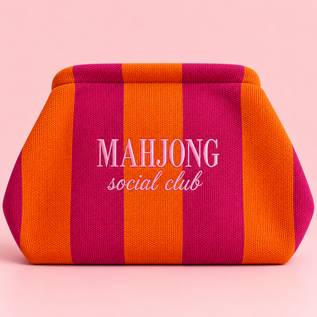 Signature Maxi Pouch Mahjong- Bordado