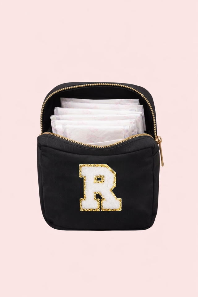 Mini Care Nylon Pouch Black - So Aesthetic!