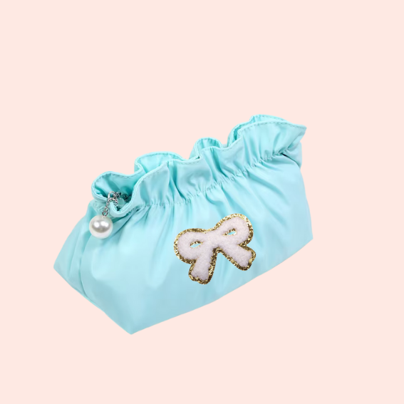 Fancy Pouch Celeste- So Aesthetic!