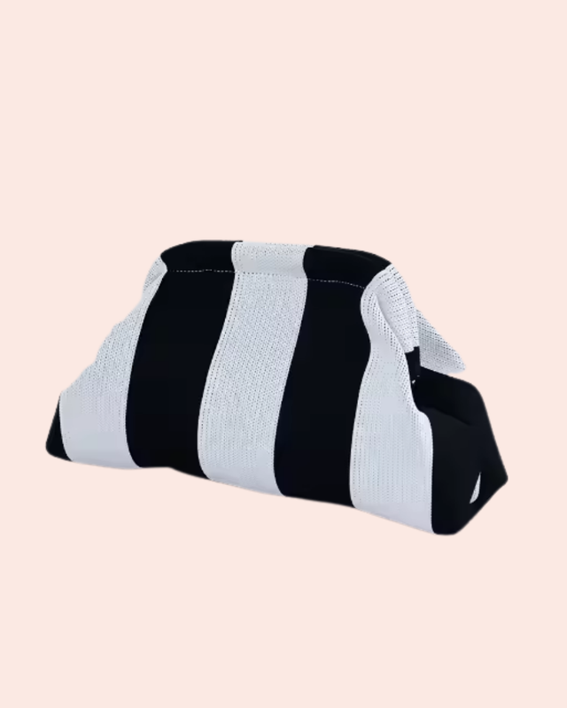 Maxi Pouch B&W- So Aesthetic!