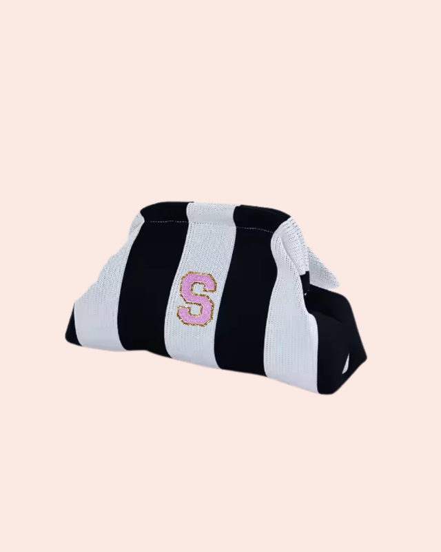 Maxi Pouch B&W- So Aesthetic!