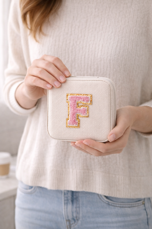 Mini Jewelry Beige- So Aesthetic!