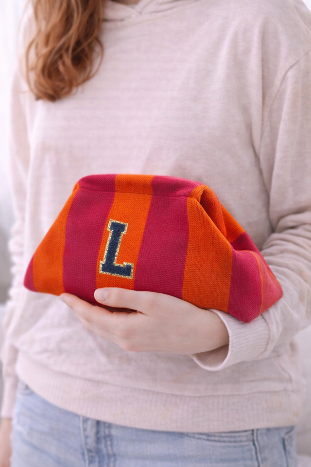 Maxi Pouch Orange- So Aesthetic!