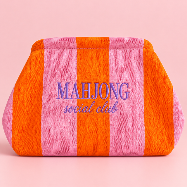 Signature Maxi Pouch Mahjong- Bordado